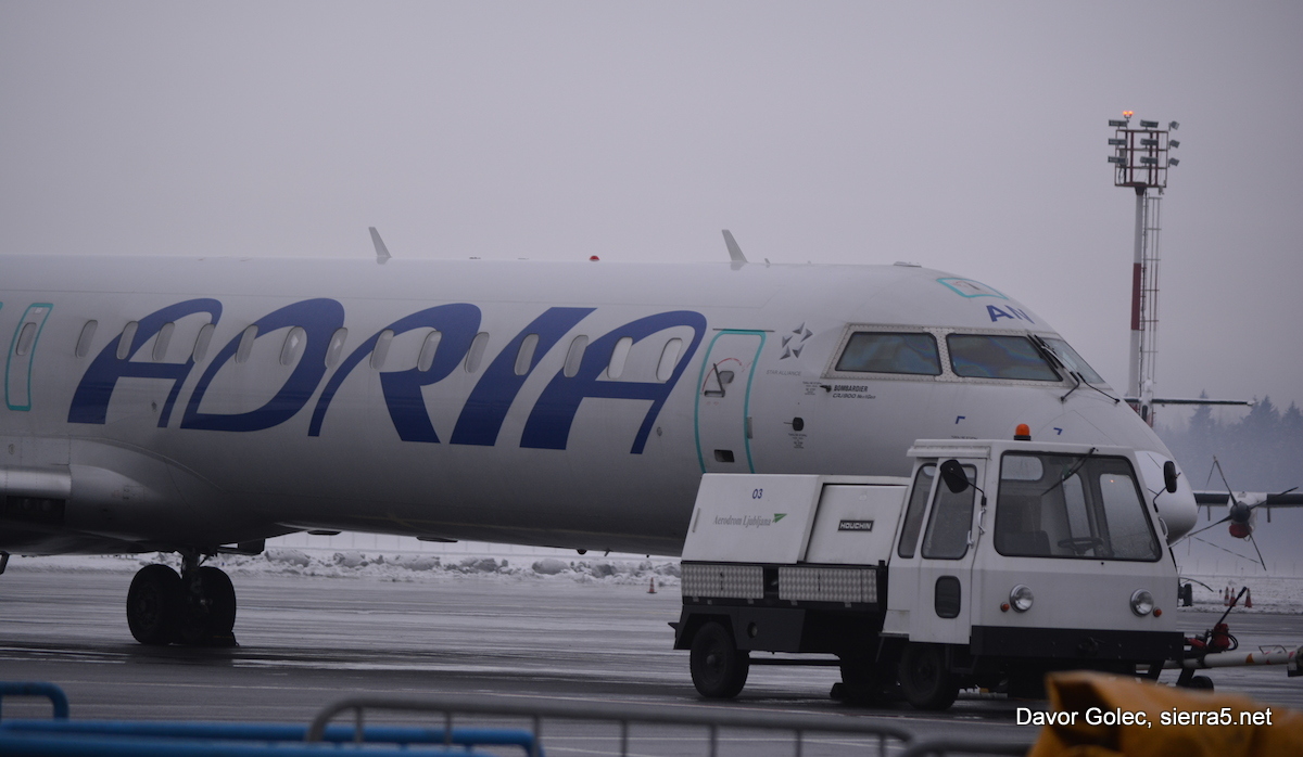 Adria CRJ900