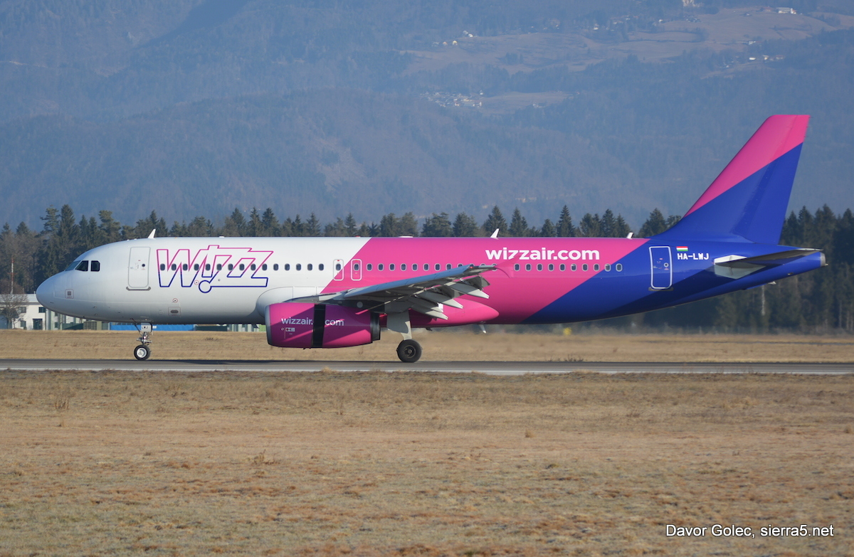 Wizzair A320 HA-LWJ