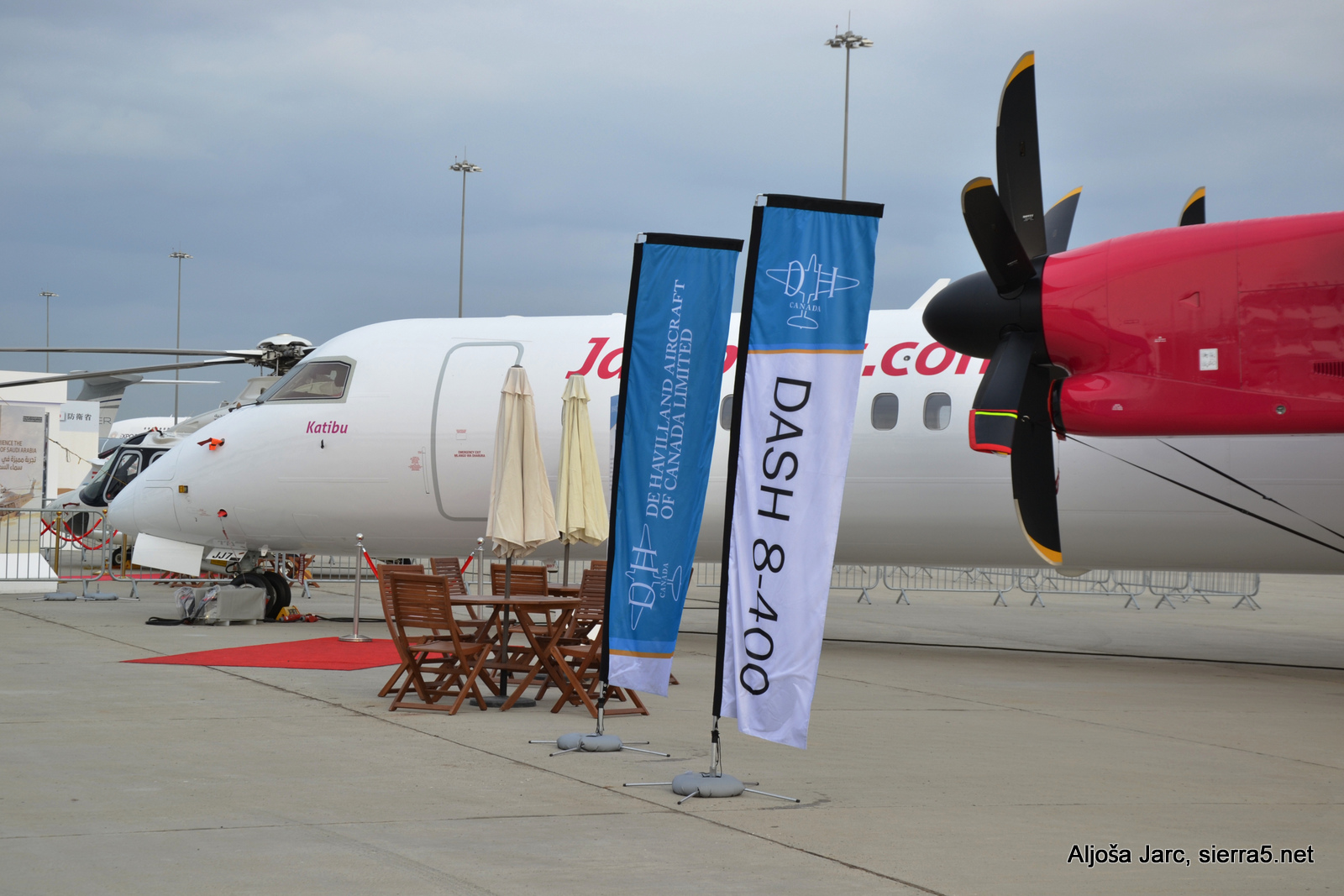 DASH8