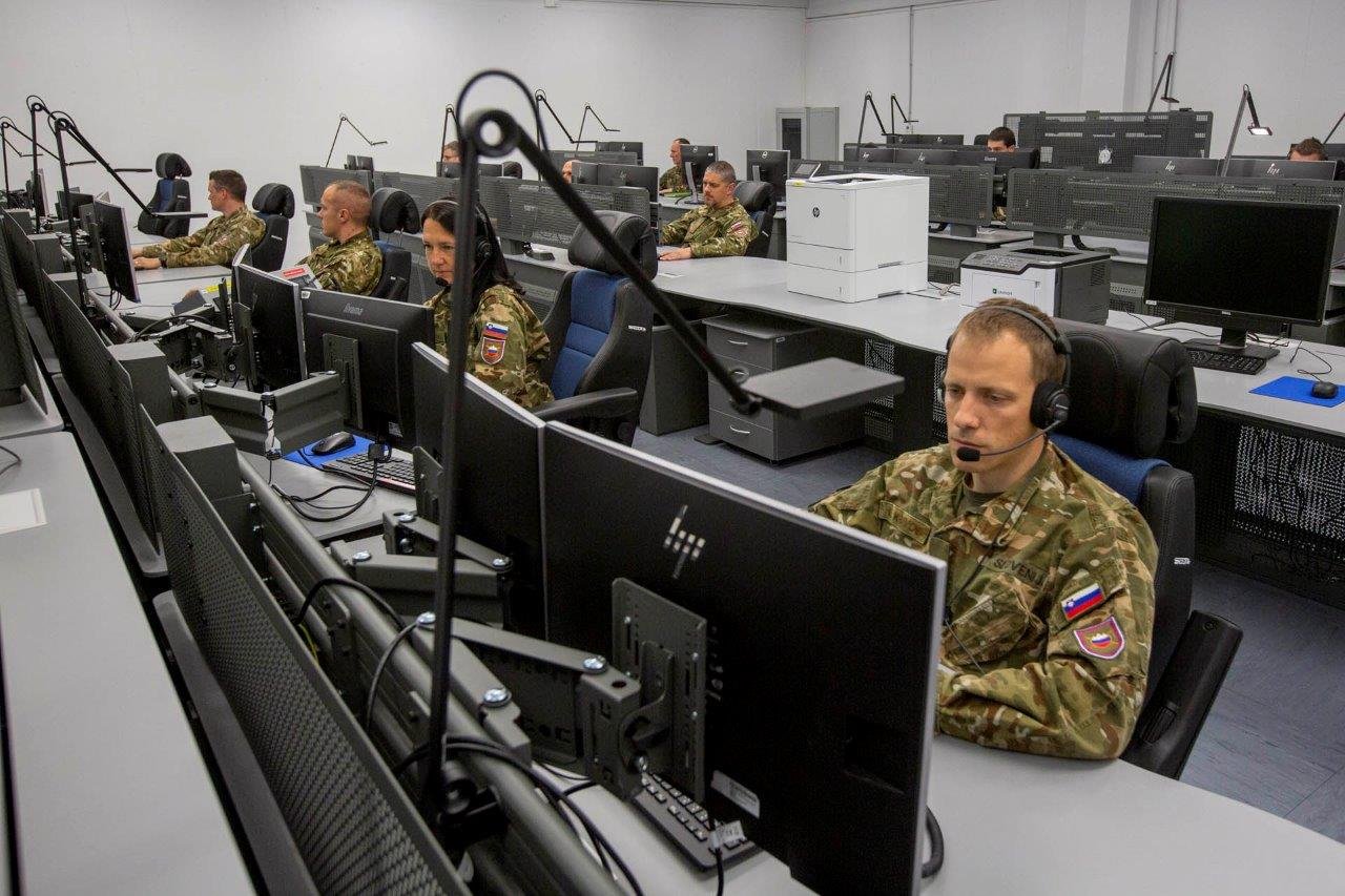 nadzora in kontrole ter varovanja zračnega  prostora