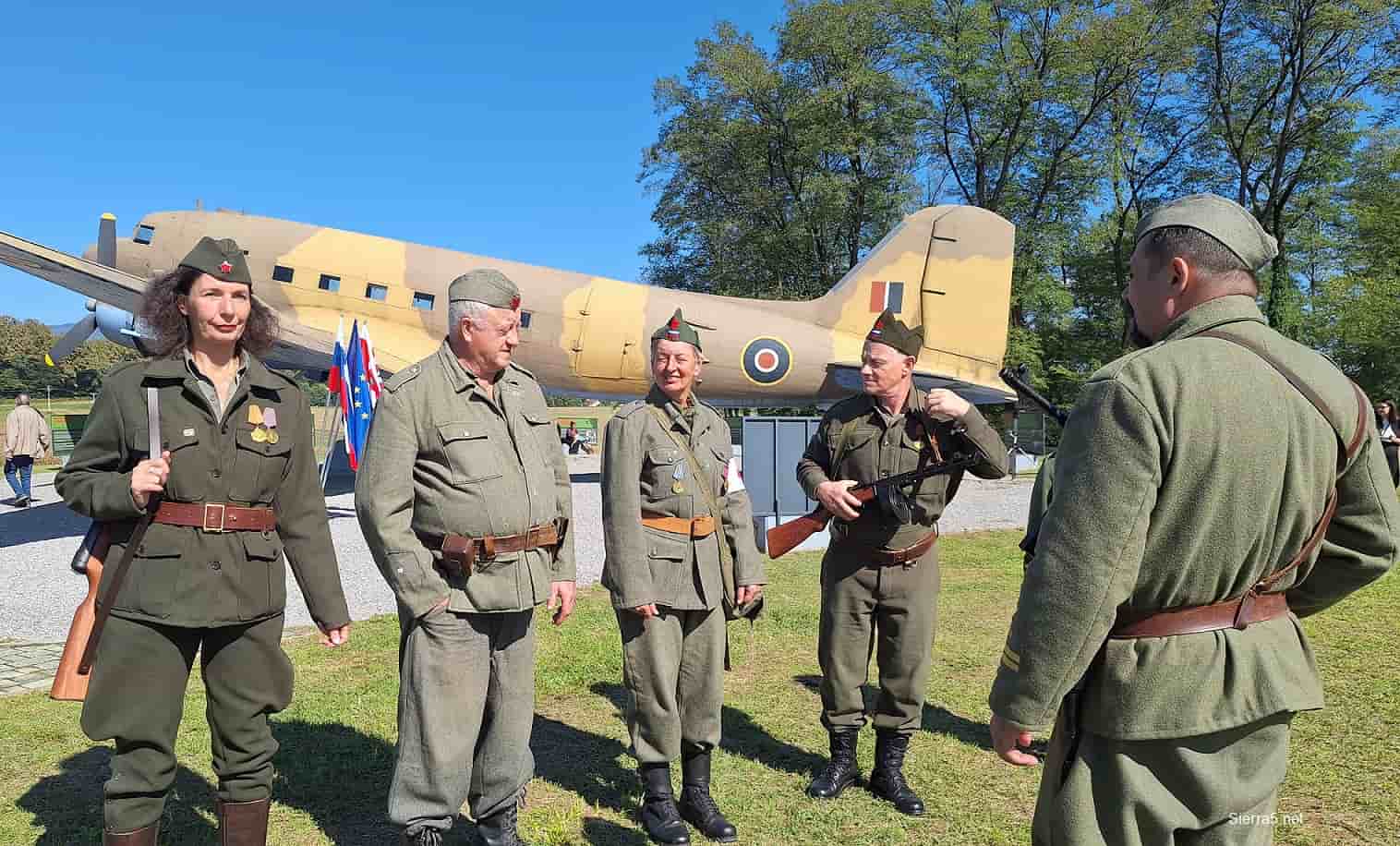 Dc 3 dakota in partizani Otok 20260926 120610
