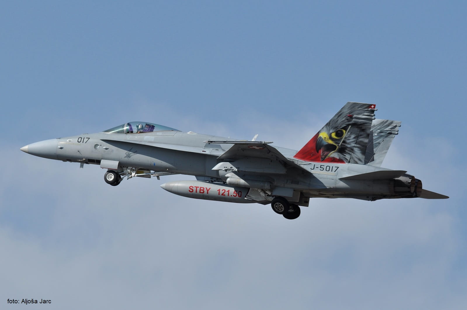 SIFEX F 18 DSC 0779a