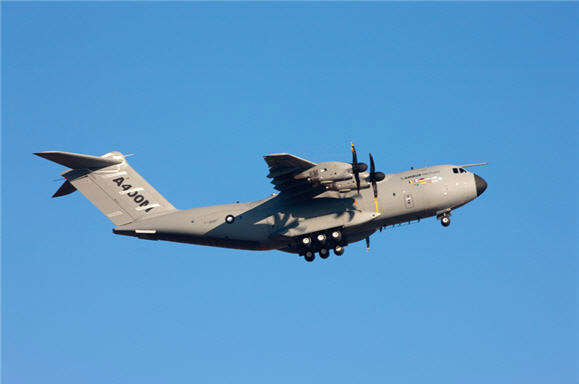 a400m_takeoff_12.jpg a400m_takeoff_12.jpg