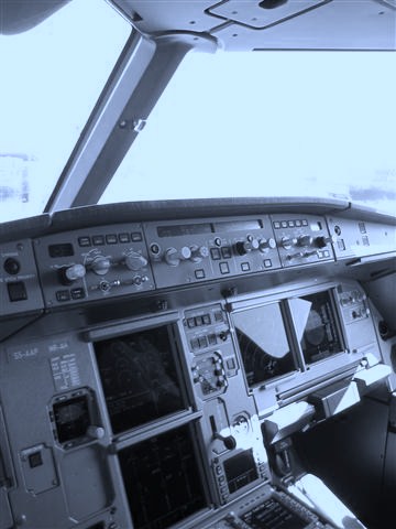 A319 kokpit S5-AAP a319_kokpit_s5-aap.jpg