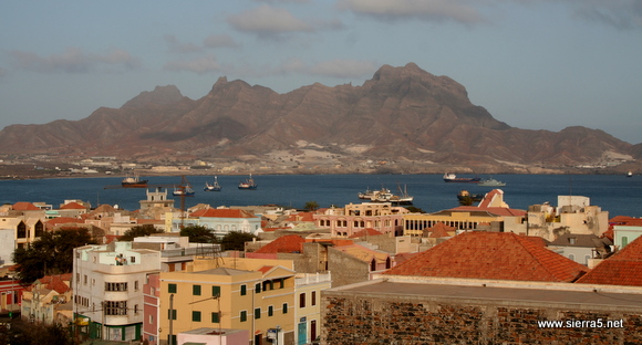 cabo_verde_-_mindelo_img_0672-1.jpg