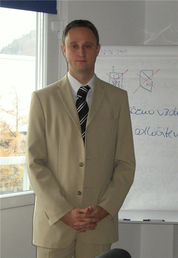 veplas_gregor_vedenik.jpg