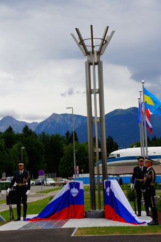 spomenik_na_brniku_img3158.jpg