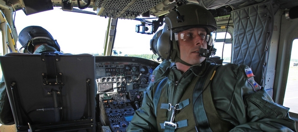 bell_412_kabina.jpg