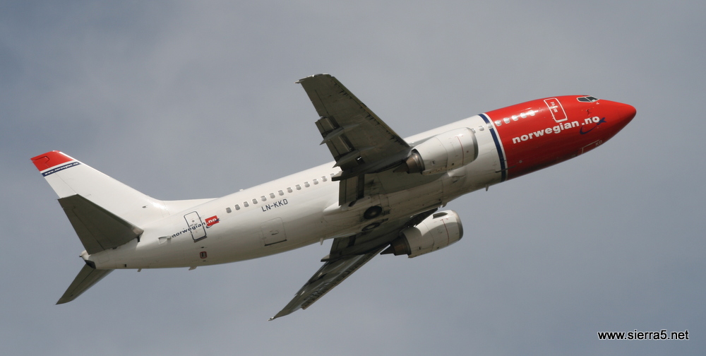 b737-33v_norwegian_img_6625.jpg