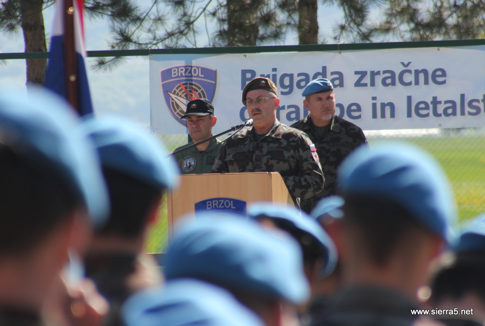 dan_brzol_img_7711.jpg
