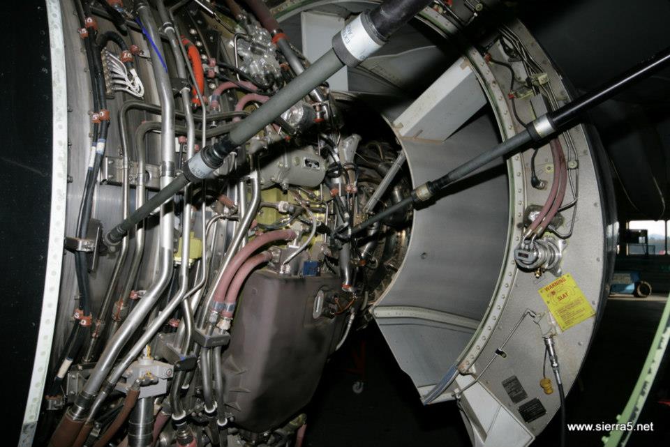 v2500_motor.jpg