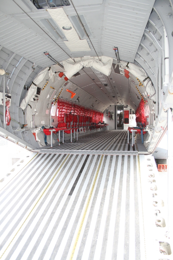 c-295_3.jpg