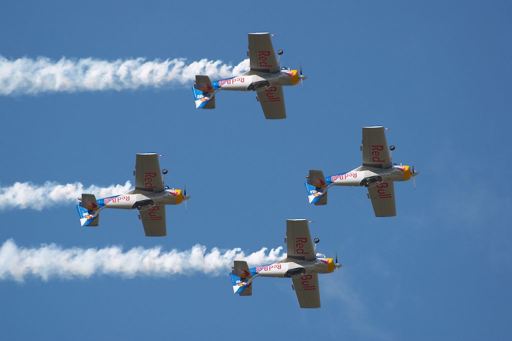 flying_bulls.jpg