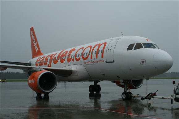 eazyJet img_9905 eazyjet_img_9905.jpg