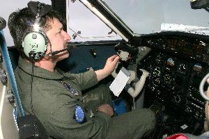 Med poletom iz Prištine l410_pilot_franc_kozole.jpg