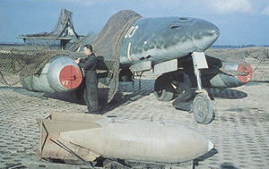 messerschmitt_me_262a_prototip_v7_leta_1944.jpg